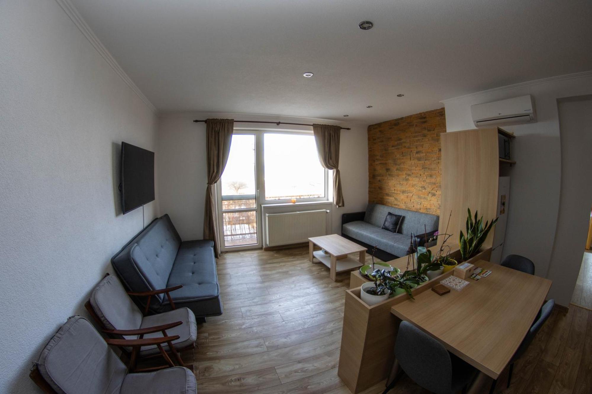 Apartman U Kuliska Prievidza Exteriör bild